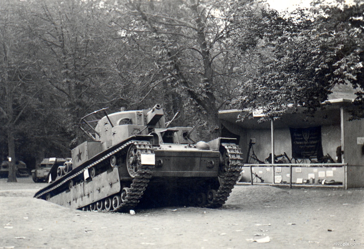 Captured T28 tank