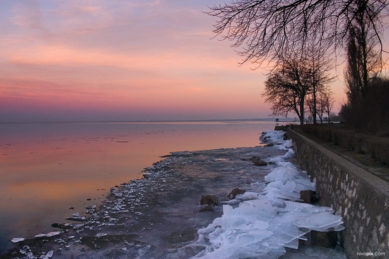 Balaton sunset in winter (Tihany)